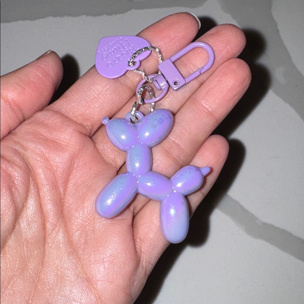Balloon Dog Keychains - Picture 4 of 4